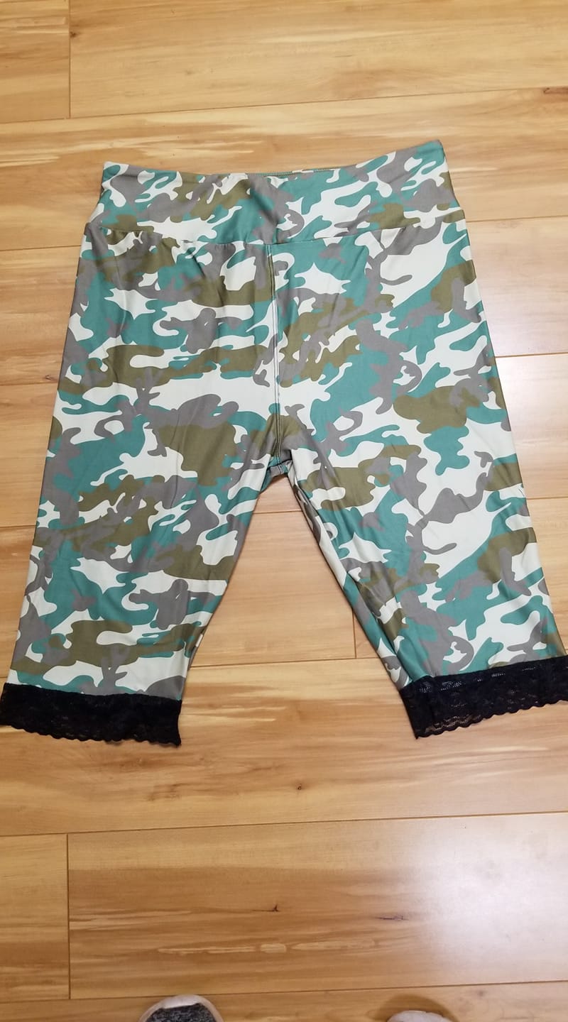 CAMO LACE KNEE FULL/DIPPED LACE CAPRI/SIDE LACE CAPRI